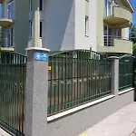 ゲストハウス House