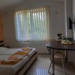 Affittacamere House 4*