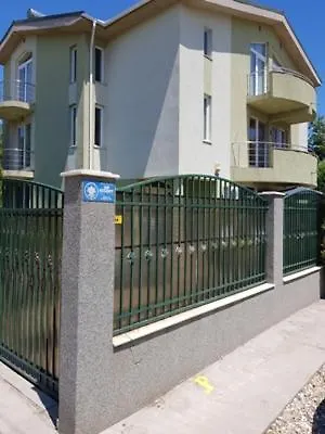 Guest house House